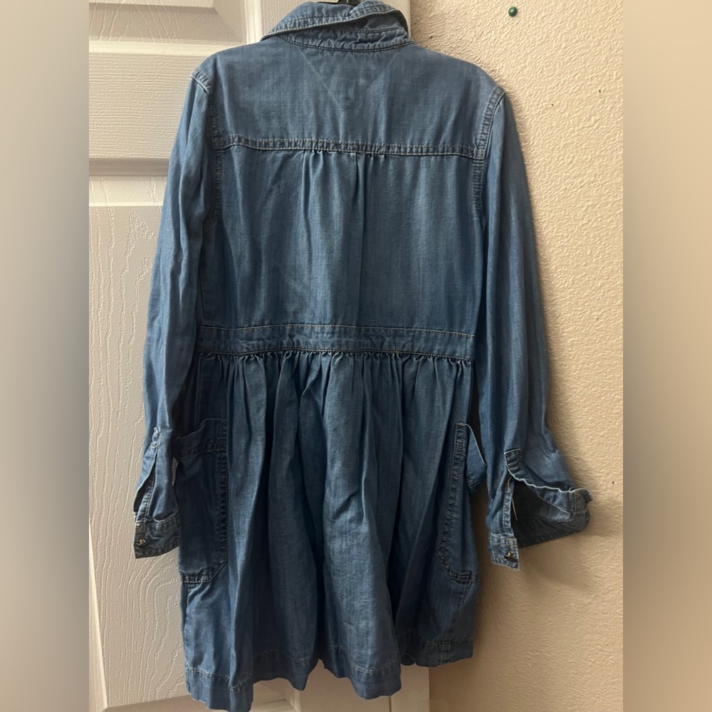 Tommy Hilfiger Blue Dress with Classic Design